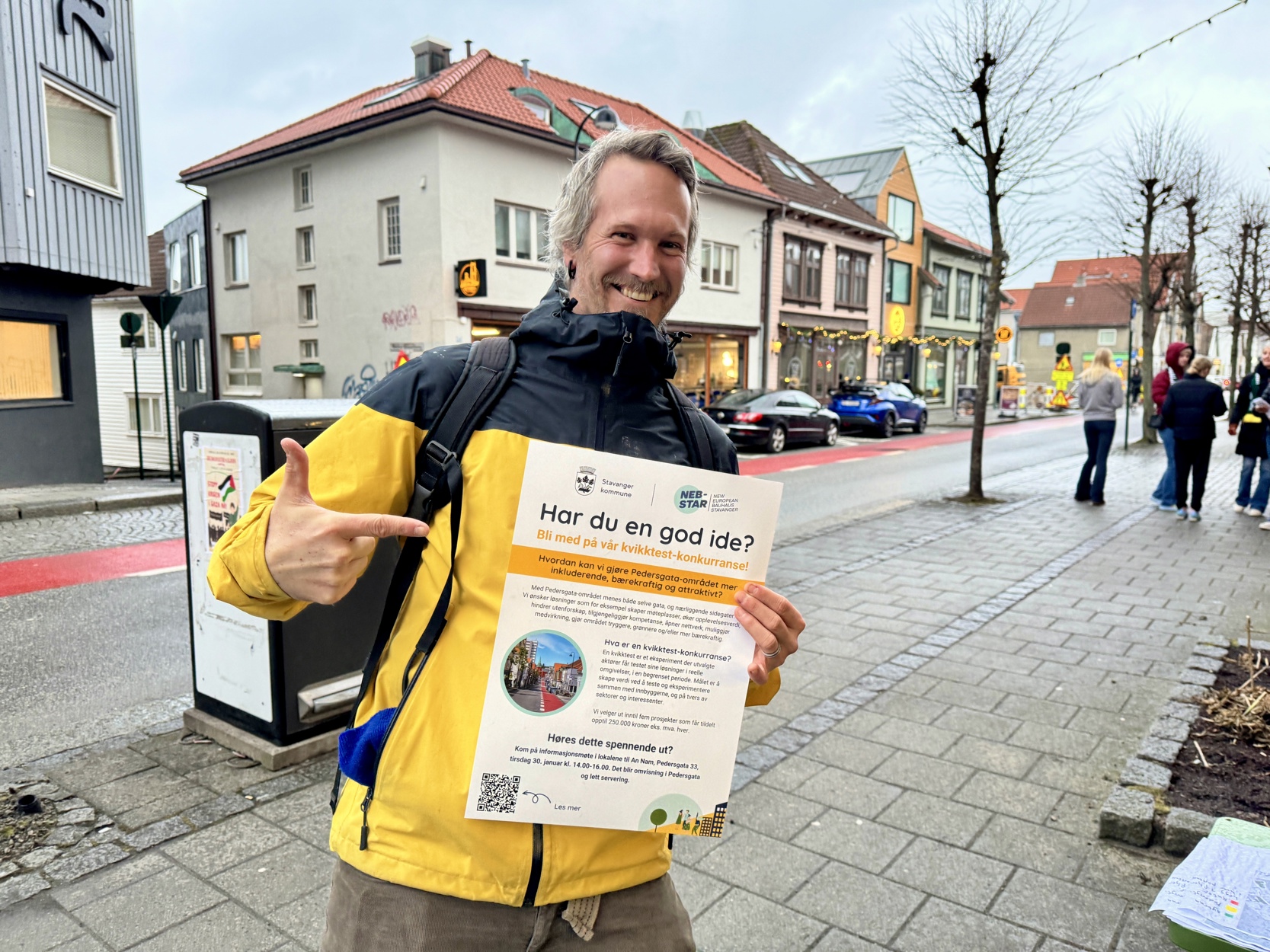 Klar til å få med folk på kvikktest! Thomas Kloster-Jensen Macintyre, postdoktor i innbyggerinvolvering ved UiS, er spent på hvilke forslag som vil komme.