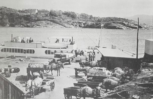 Mye aktivitet på kaien på Taljge i 1950-årene.
